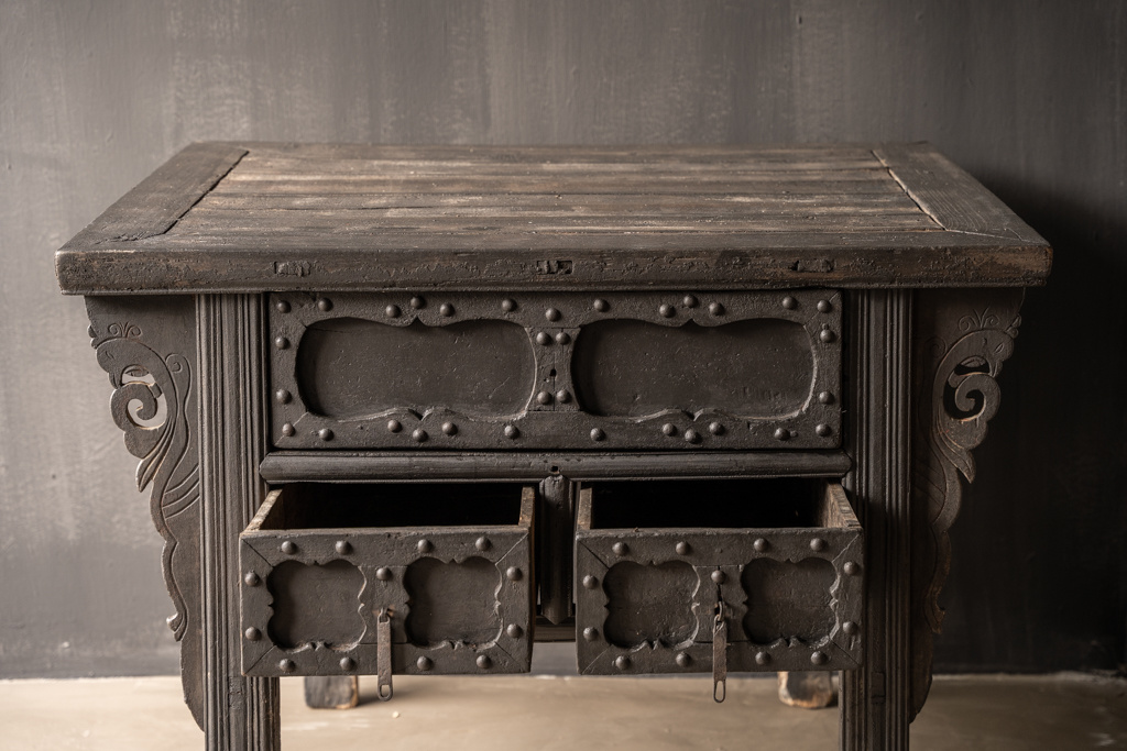 Oud Antiek Wabi Sabi Houten doorleefde zwart Sidetable/Muurtafel-4
