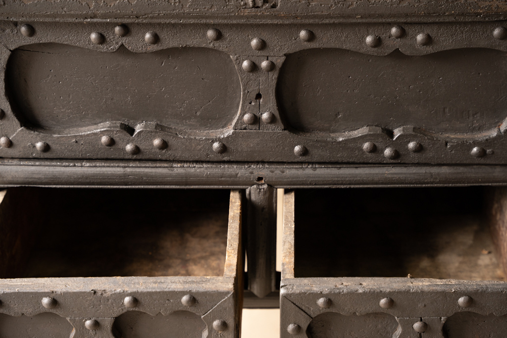 Oud Antiek Wabi Sabi Houten doorleefde zwart Sidetable/Muurtafel-5