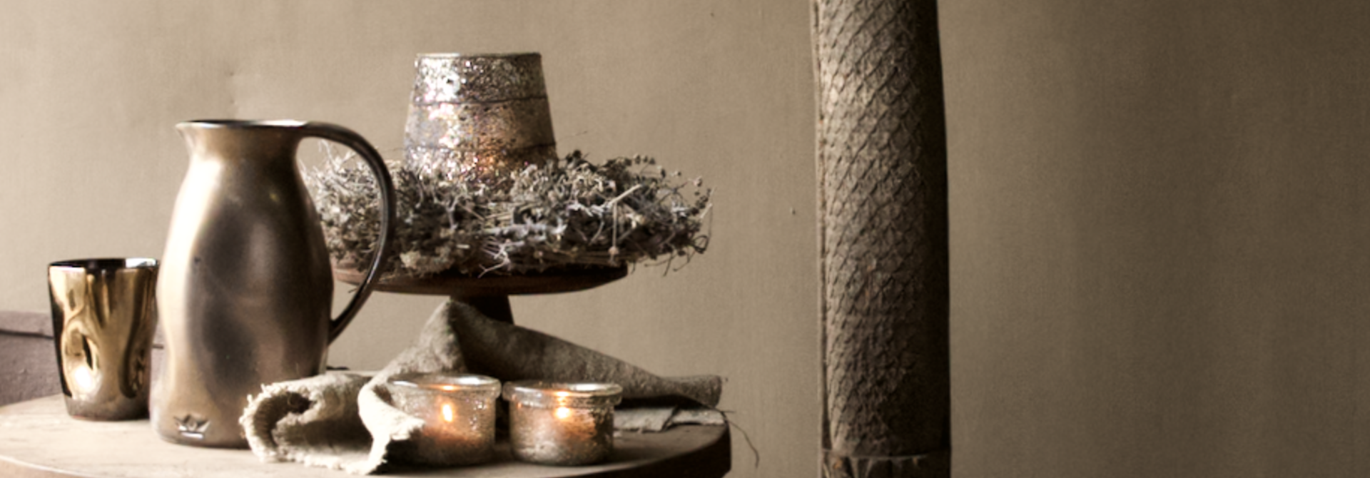 Antiek houten pilaar