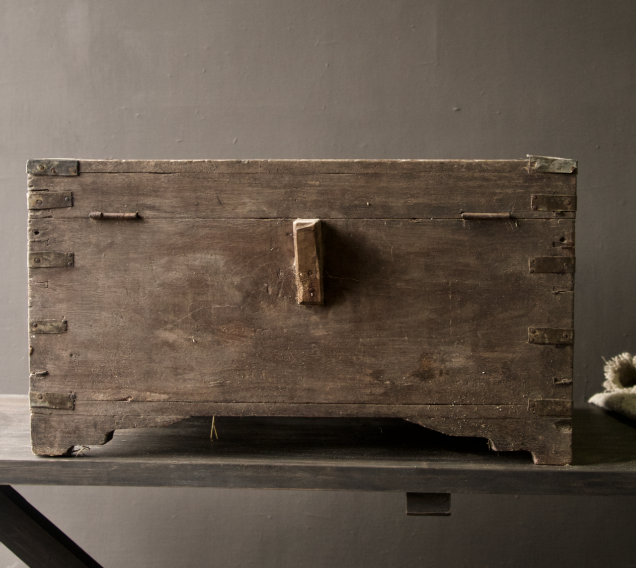 Oude Authentieke houten kist-3