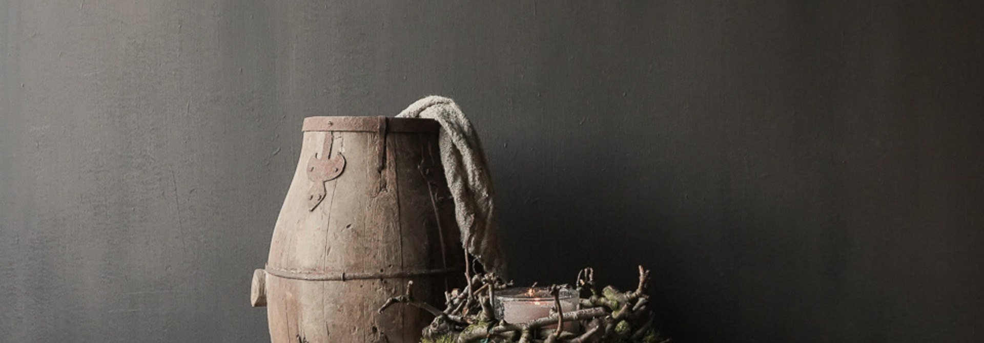 Oude Authentieke houten kist