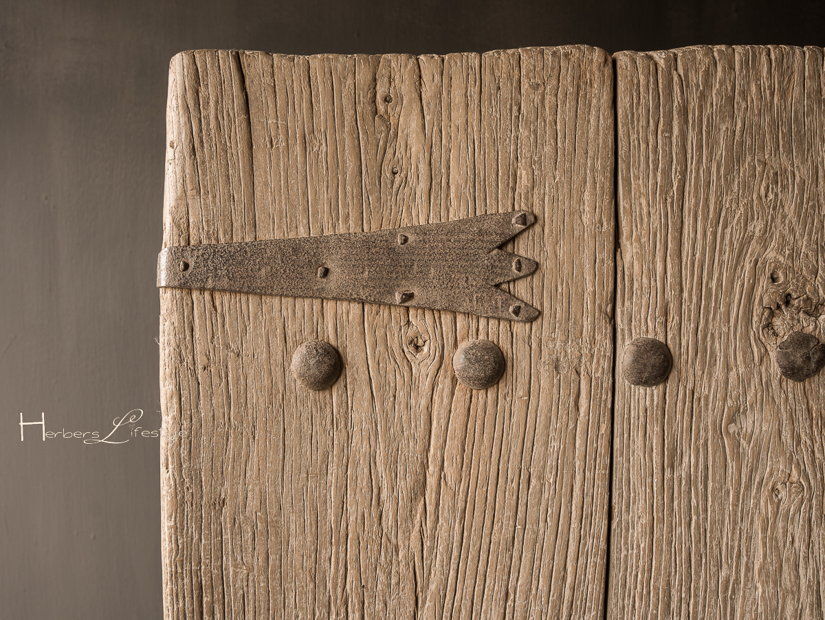 Oude houten deur Salontafel met ijzeren onderstel-4
