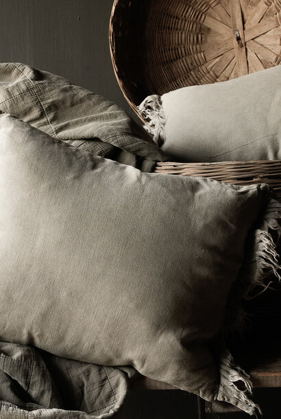 Vintage olive green cushion incl. filling