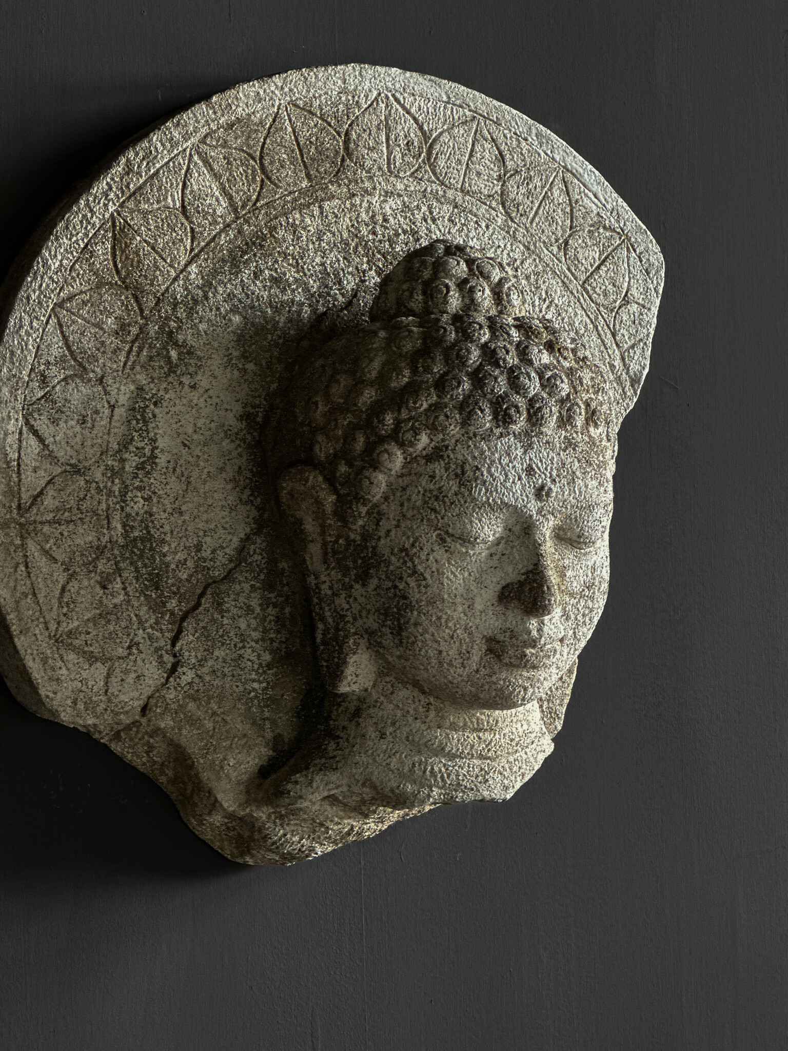 Unique weathered concrete wall decoration-1