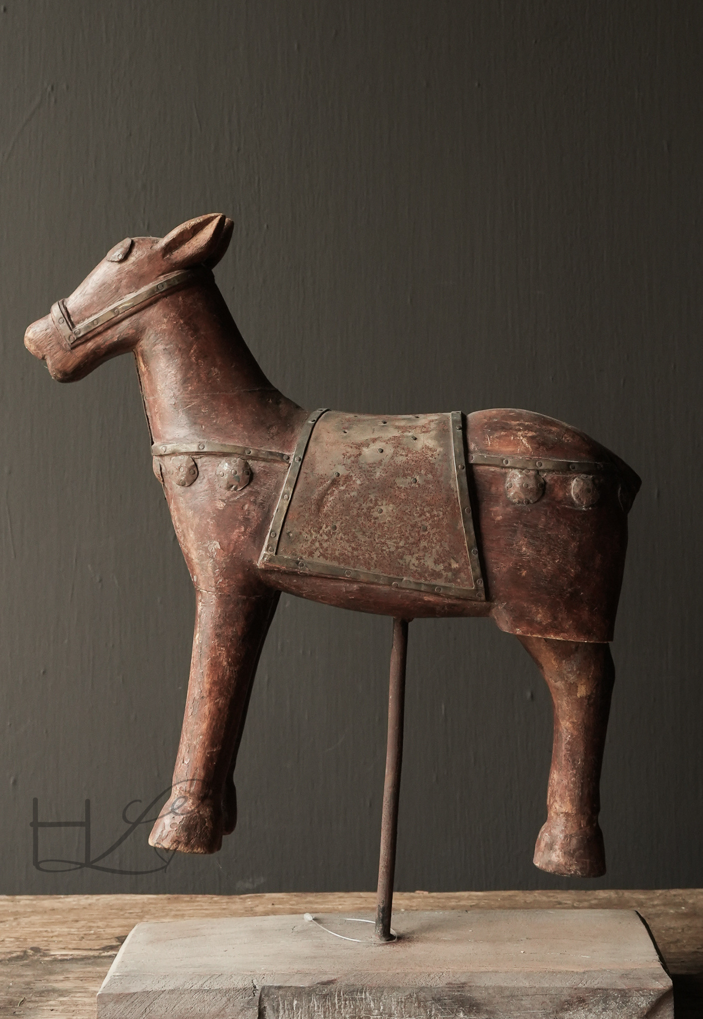 Unique Authentic wooden horse-2