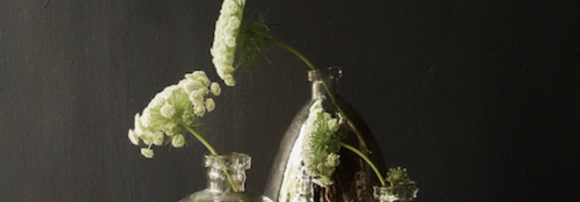 Vase aus Glas, Steinblasen und Kupferglanz