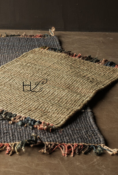 Jute Carpet in the color Olive