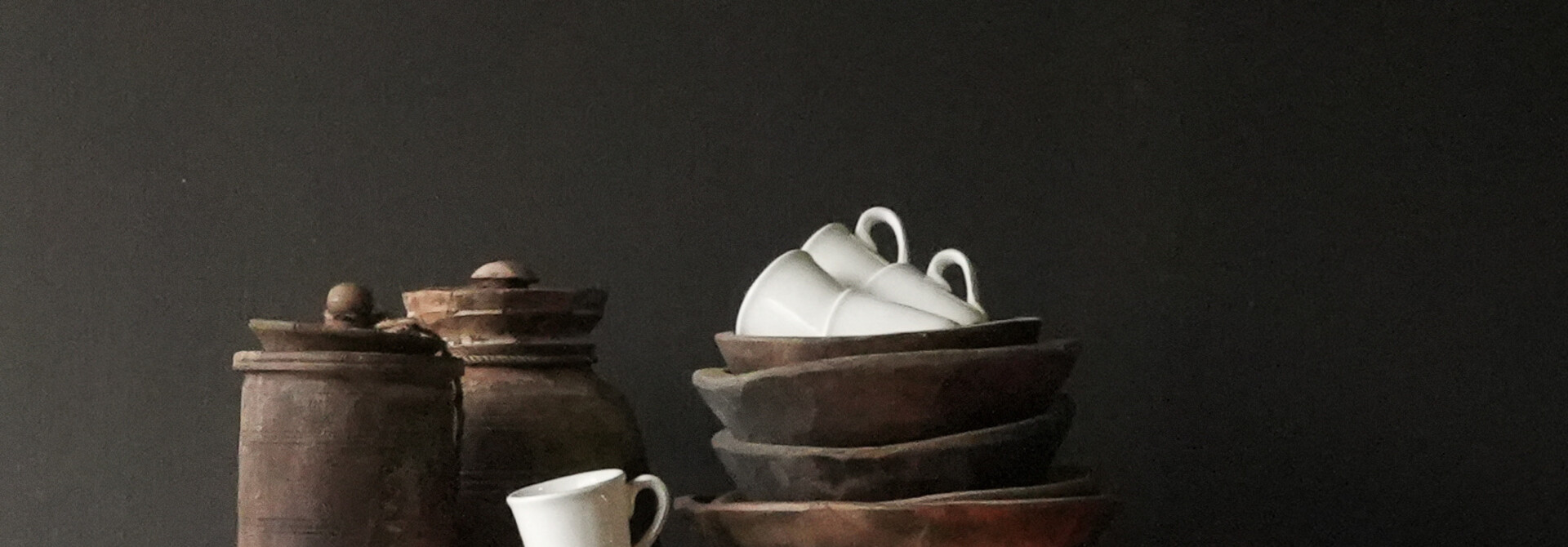 Uniek oud Wabi-Sabi Tafeltje met lade