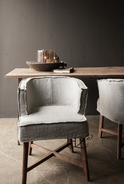 round Gijsje dining room chair with loose linen cover (Showroom model)