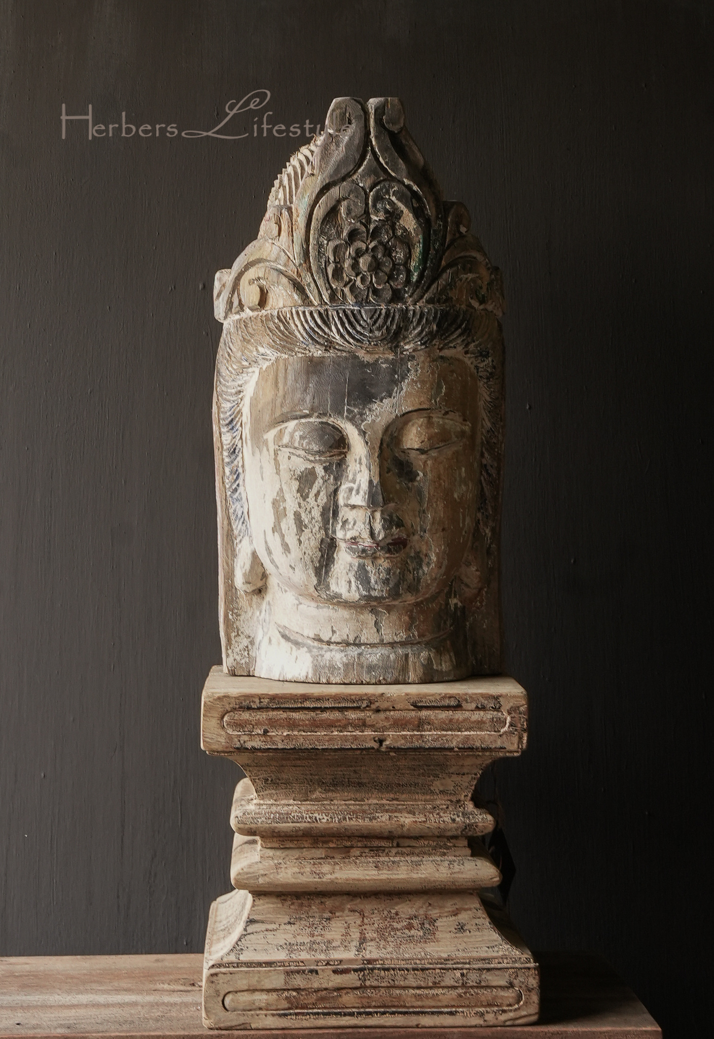 Einzigartiger Buddha-Kopf aus Holz-1