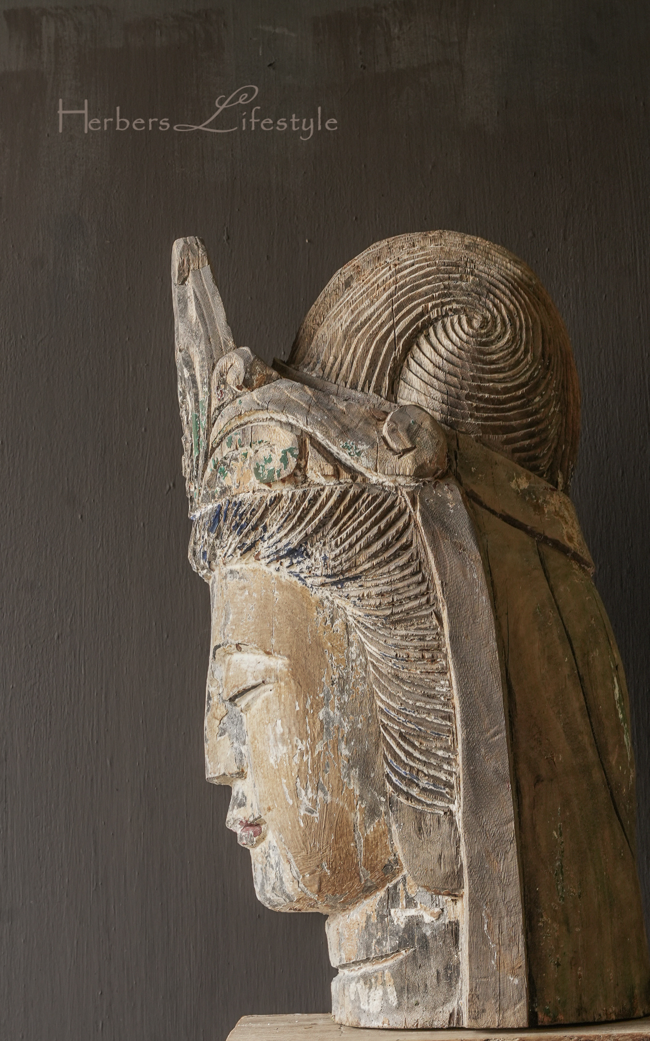 Einzigartiger Buddha-Kopf aus Holz-10