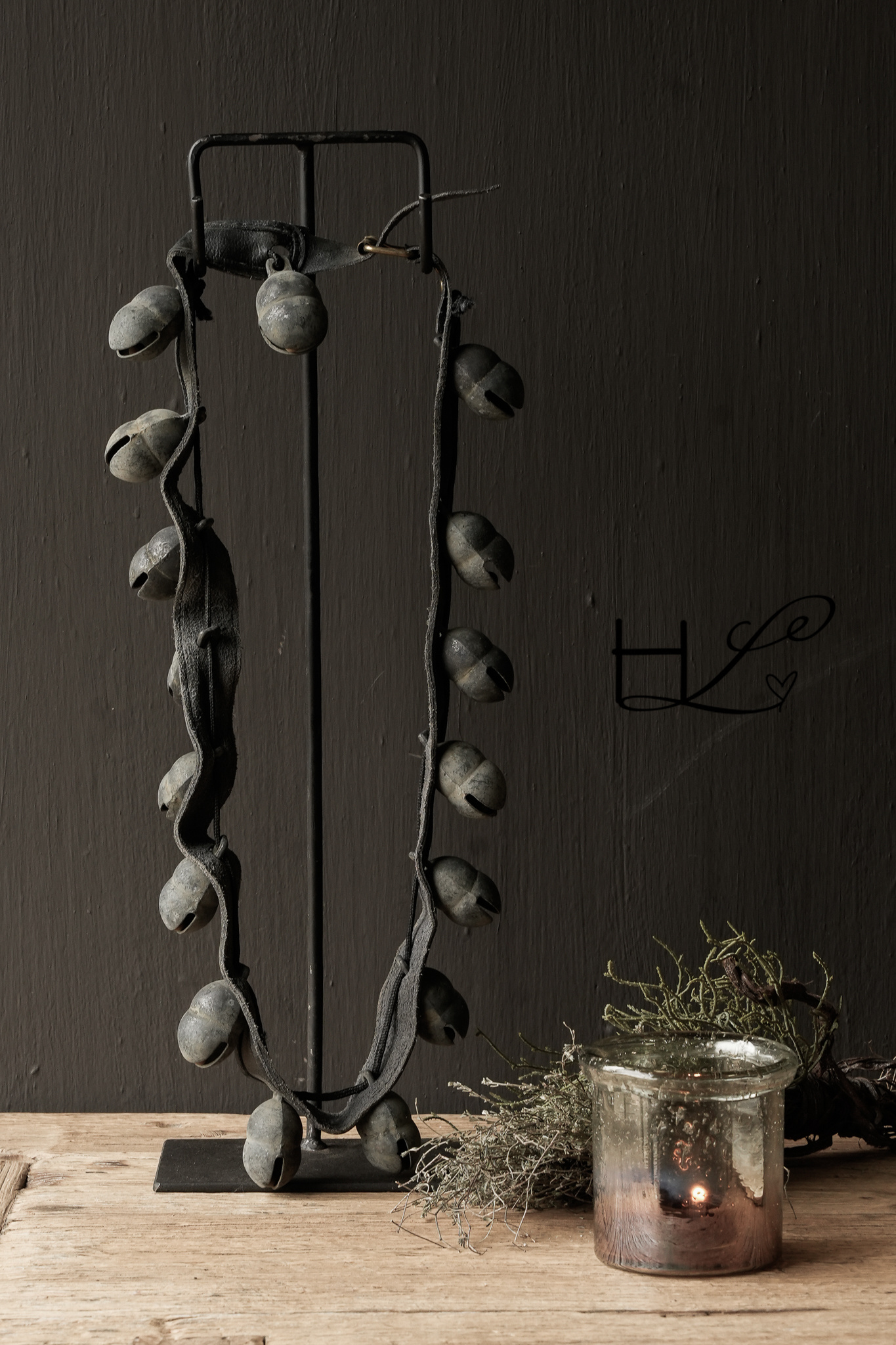 Leather belt with iron camel bells on stand-5
