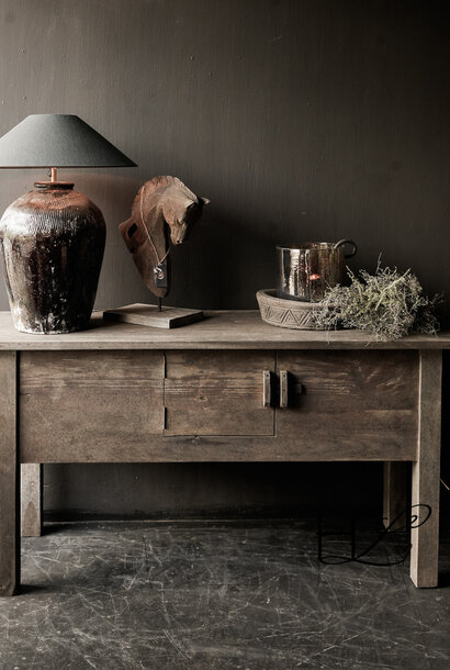 Stoer robuust  landelijk oude houten Muurtafel /Sidetable