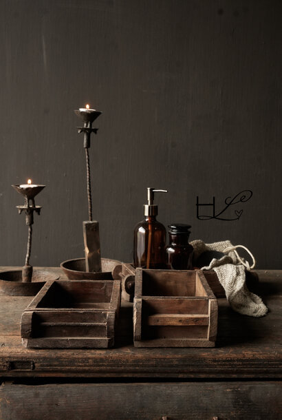 Authentic wooden low stone mold