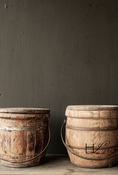 Authentic old wooden bucket with lid