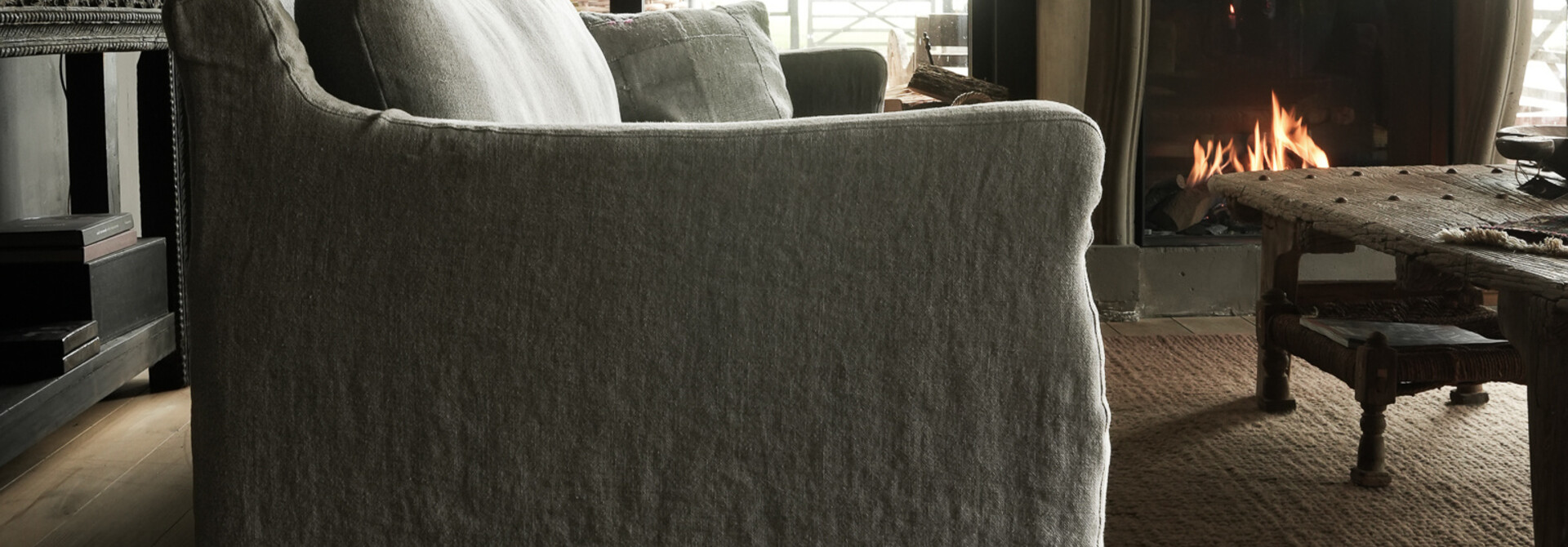 Sofa/armchair with 100% linen cover