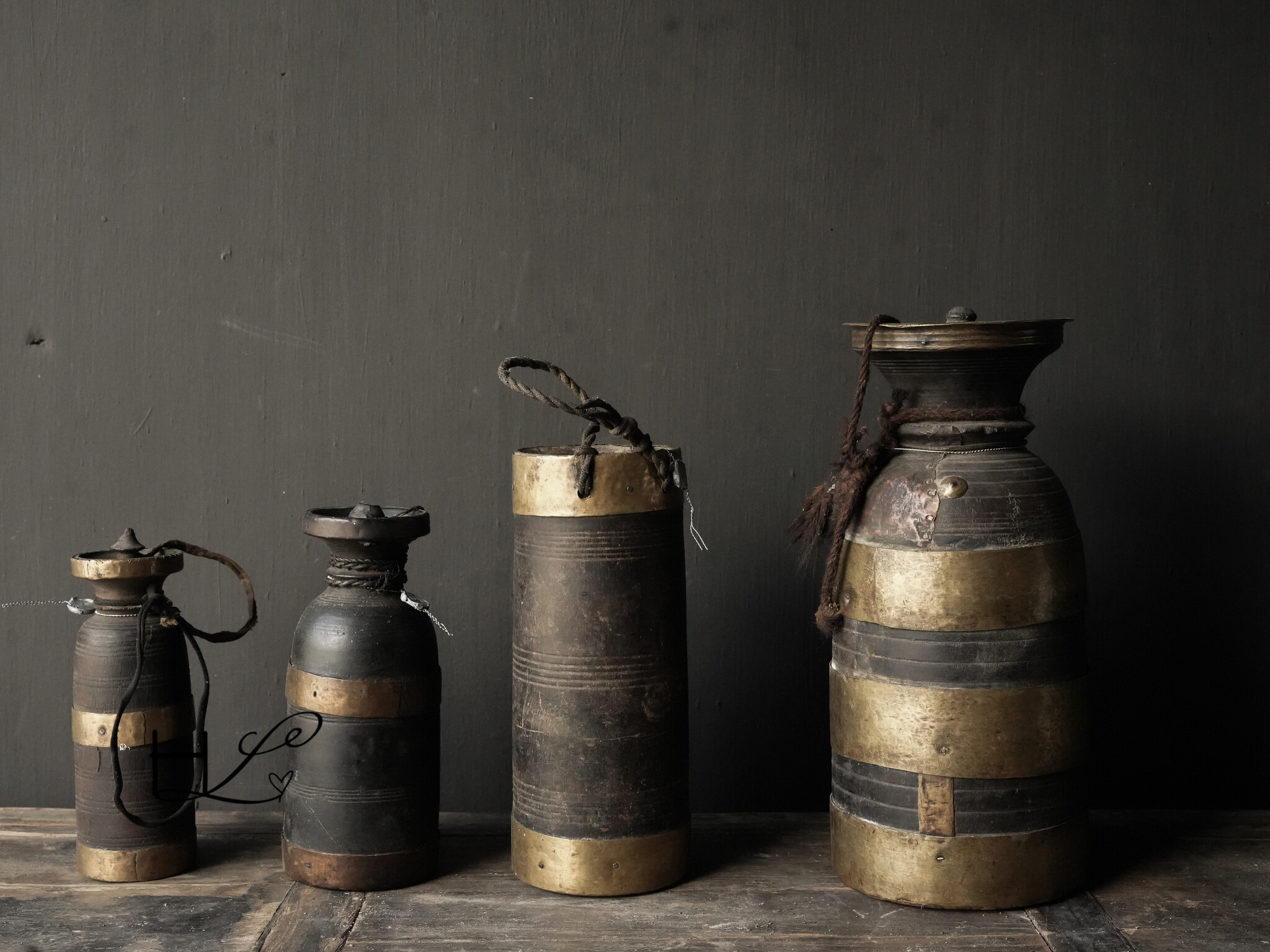 Einzigartige Hoffz-Gläser aus Holz mit Kupferbeschlägen-1