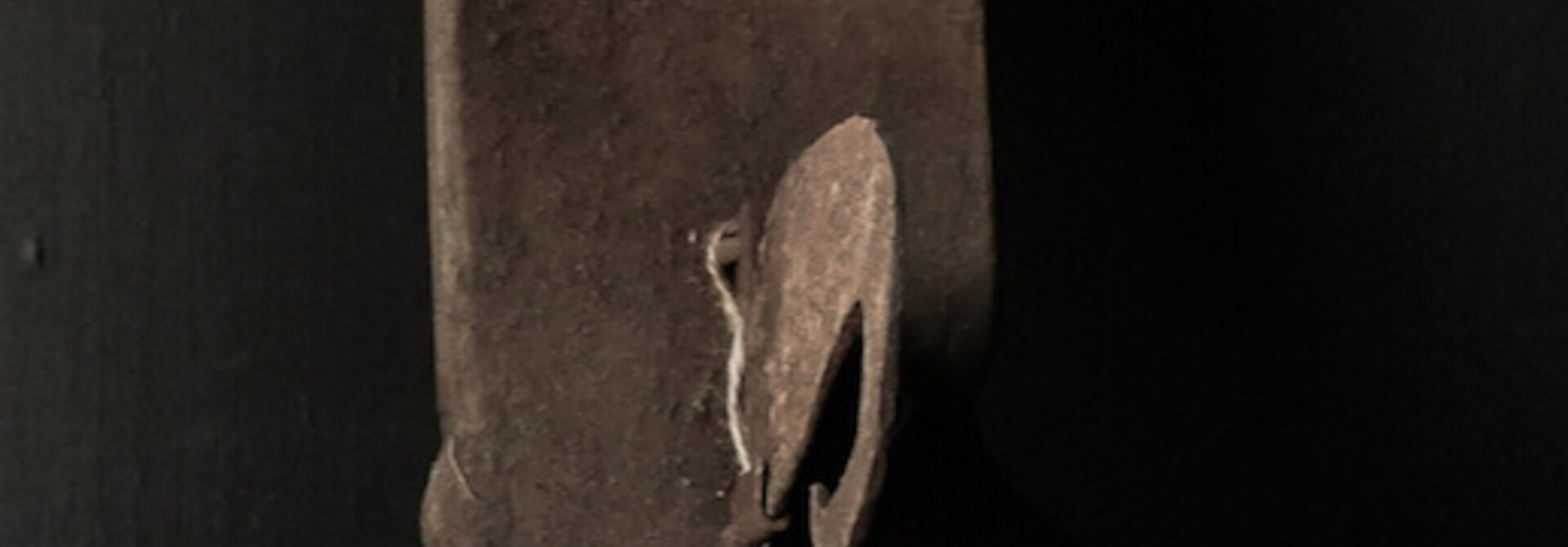 Authentischer Kokosnussschneider