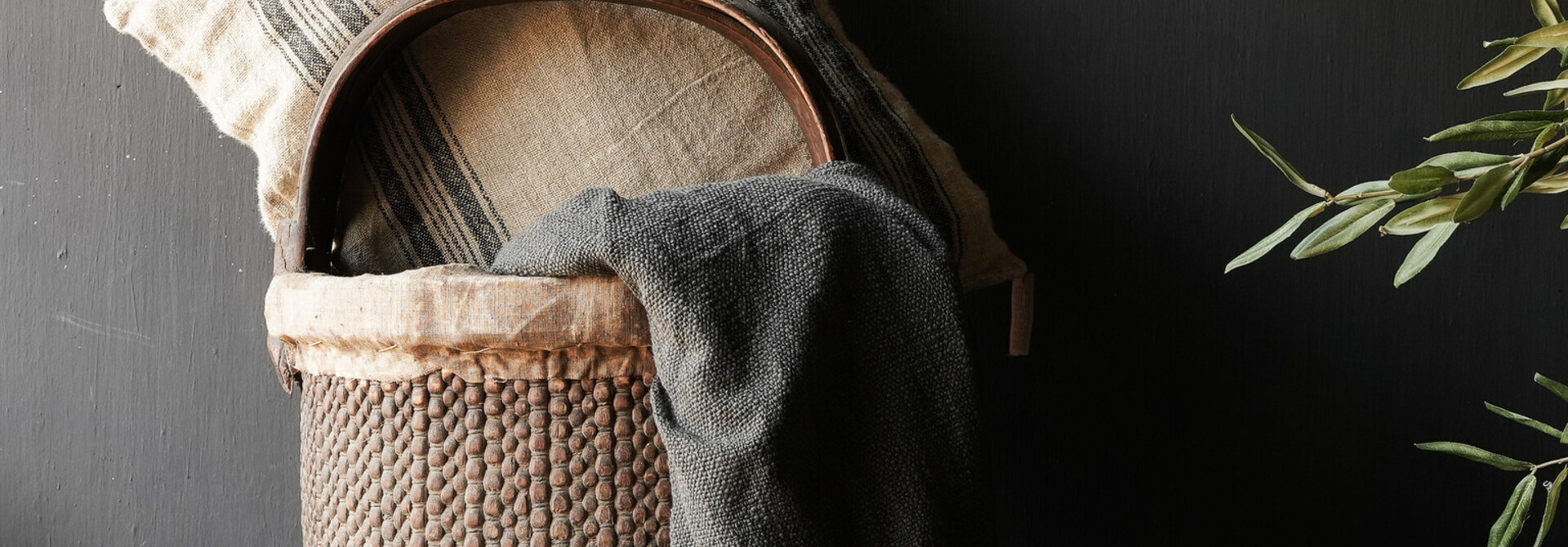 Oude Authentieke Wicker mand