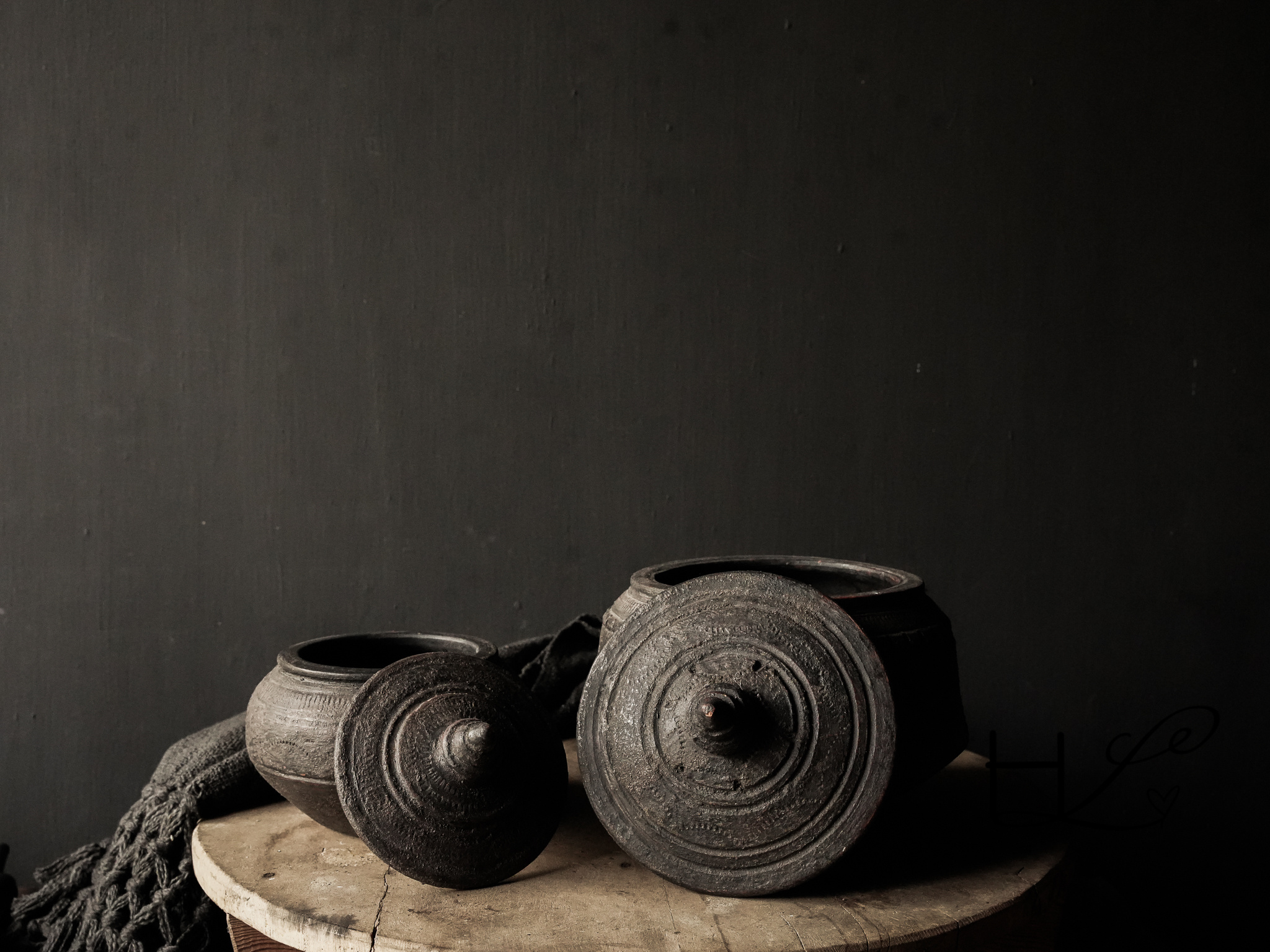 Earthenware jar with lid handmade-5