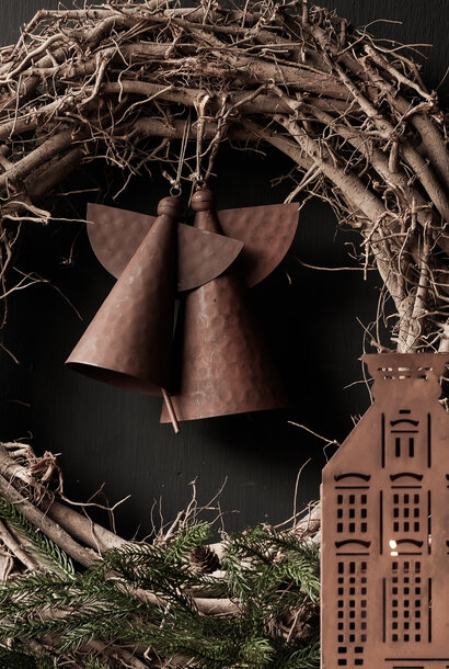 Set aus zwei hängenden Engeln aus Rost