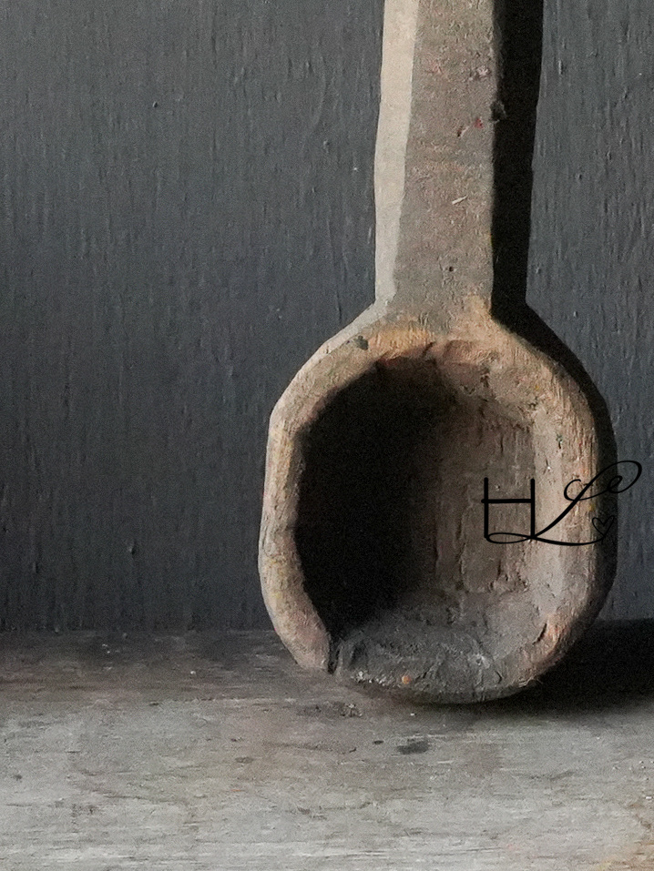 Einzigartiger alter authentischer Holzlöffel Aura Peeperkorn-1