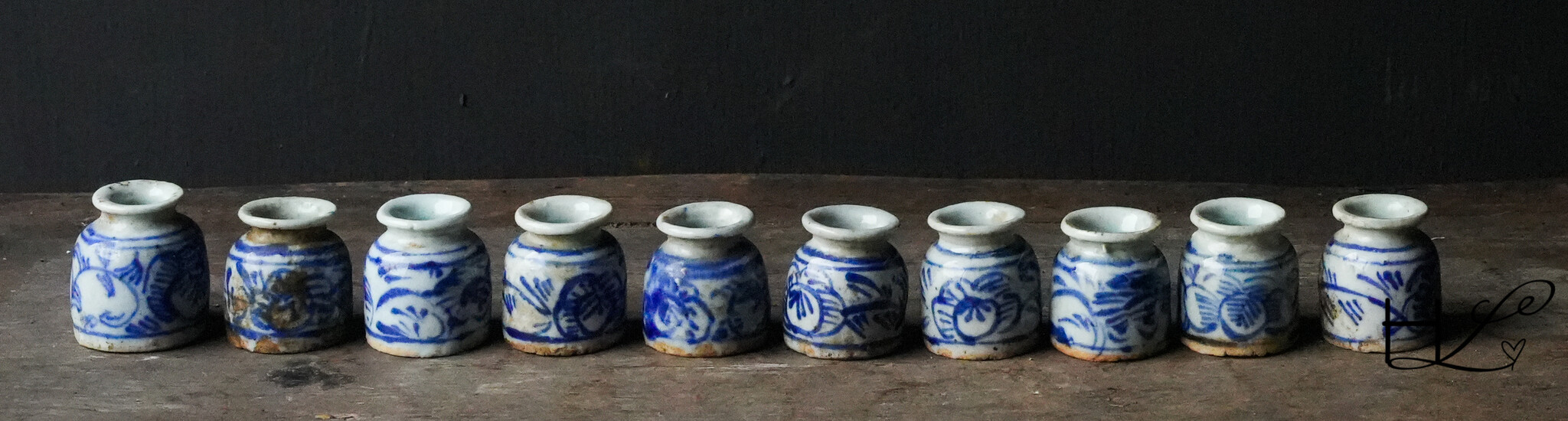 Einzigartiges kleines antikes Tintenfass aus Porzellan-3