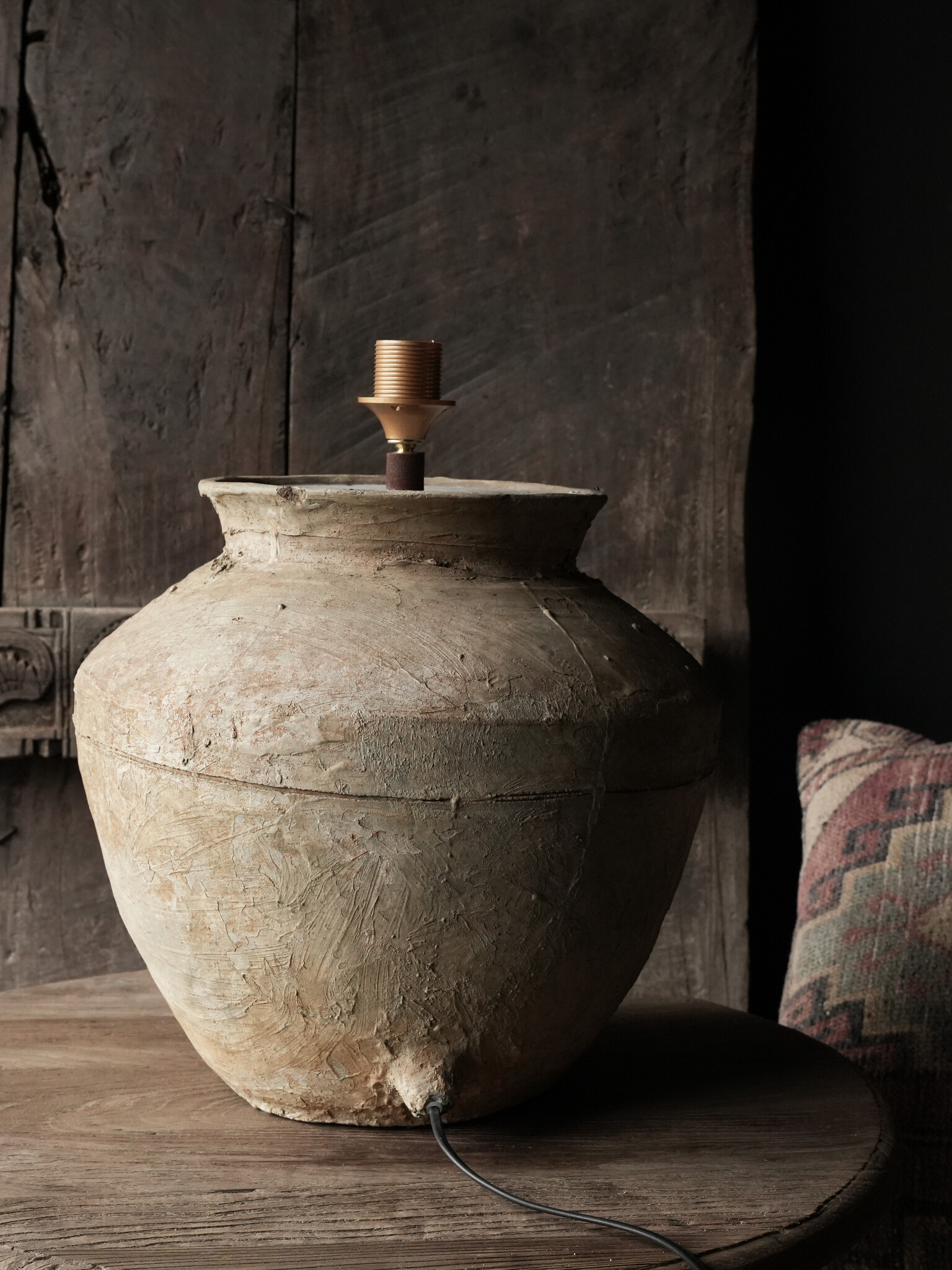 Wabi Sabi imperfecte Kruiklamp van oude Authentieke Waterpot-5
