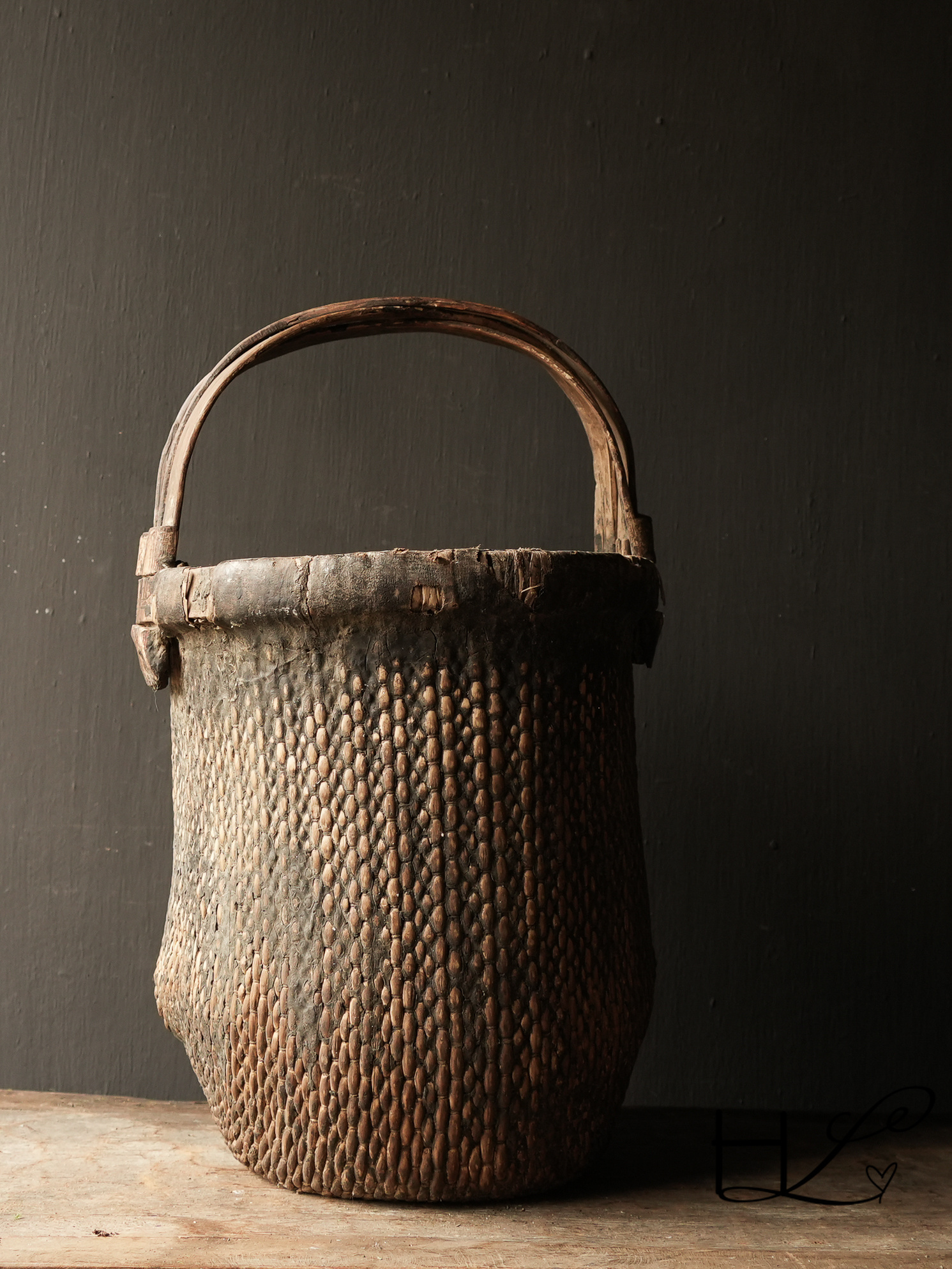 Old Authentic Wicker basket-5