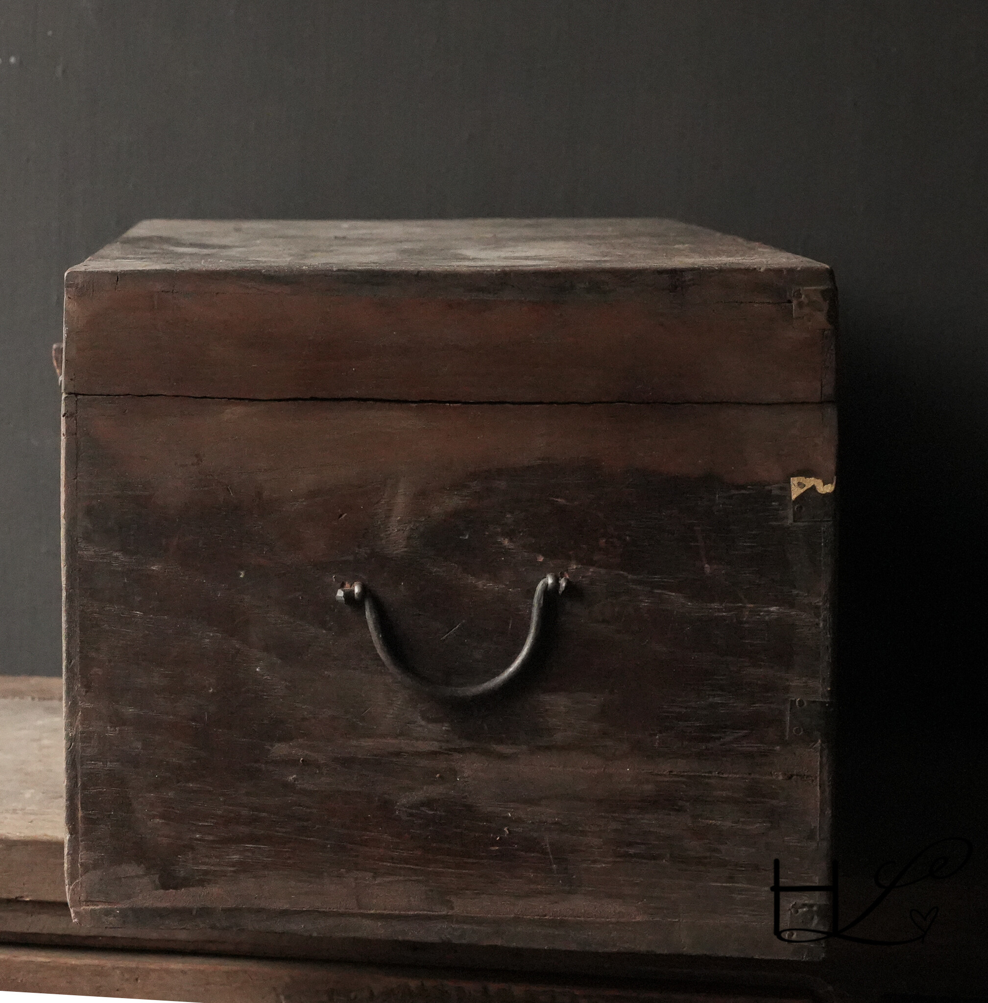 Oude Authentieke houten kist-3