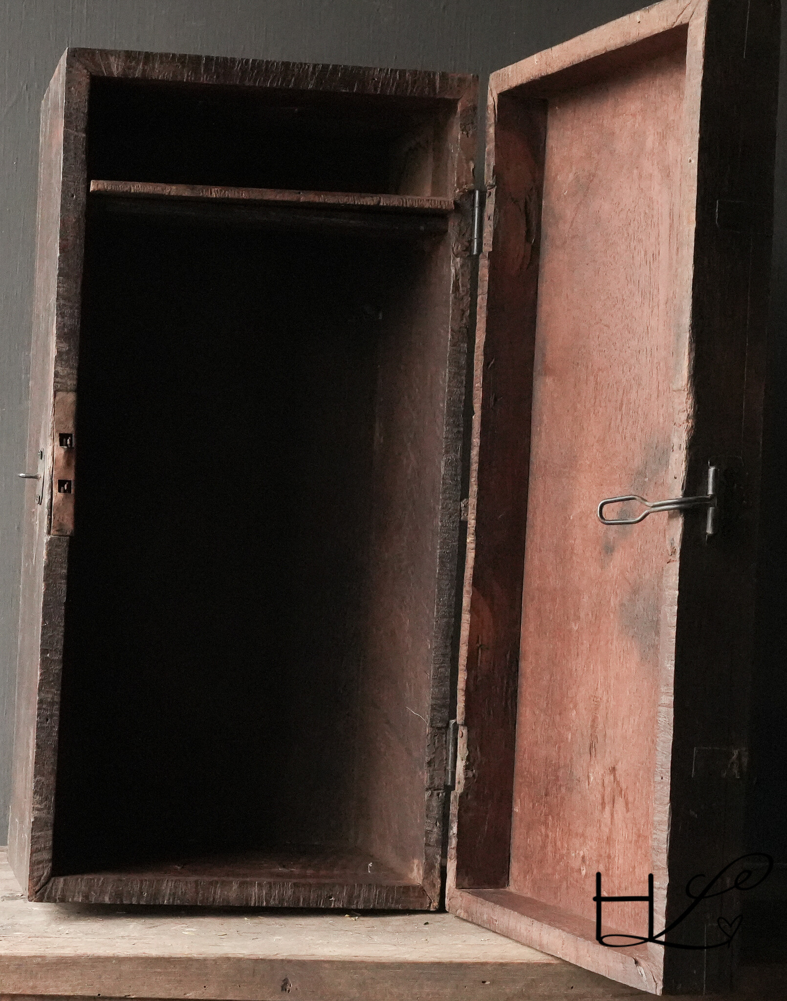 Oude Authentieke houten kist-6