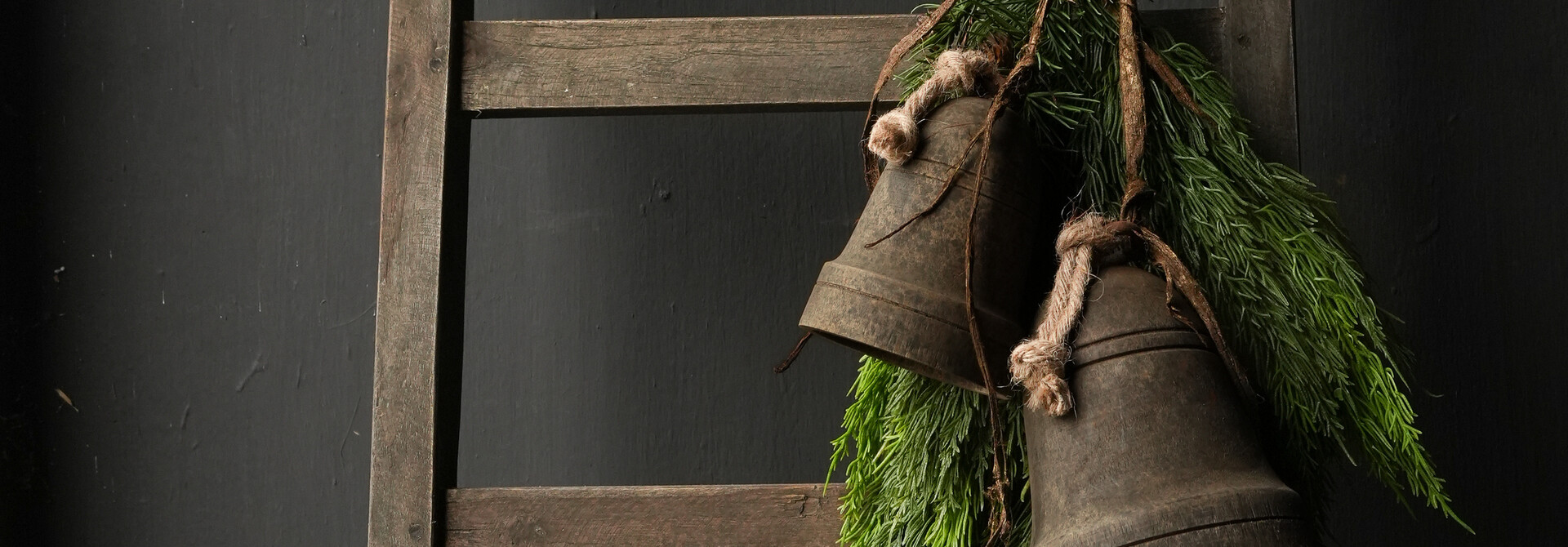 Stoer houten kerst klok