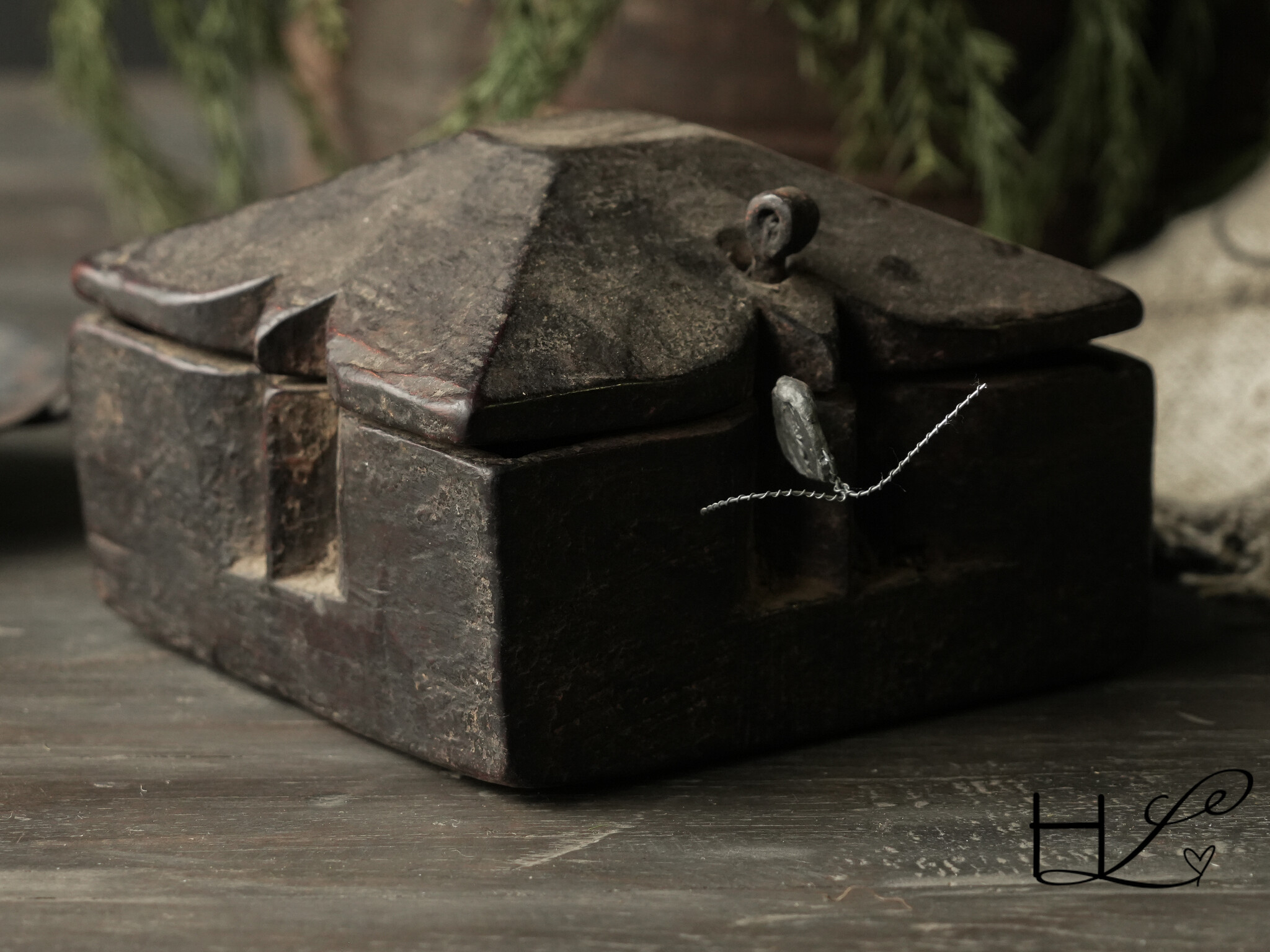 Alte antike Gewürzkiste aus Holz HOFFZ Indien-2