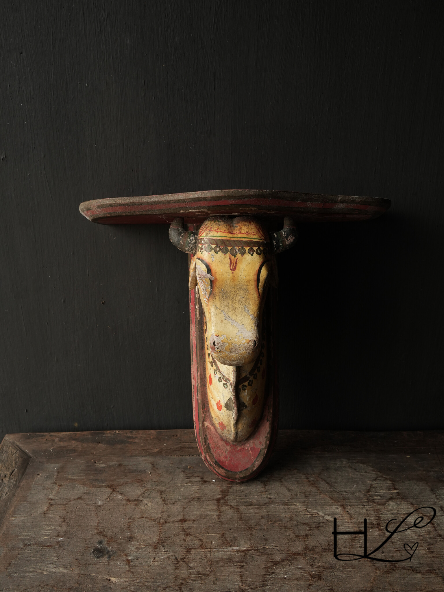 Authentischer hölzerner Nandi, heilige Kuh-2