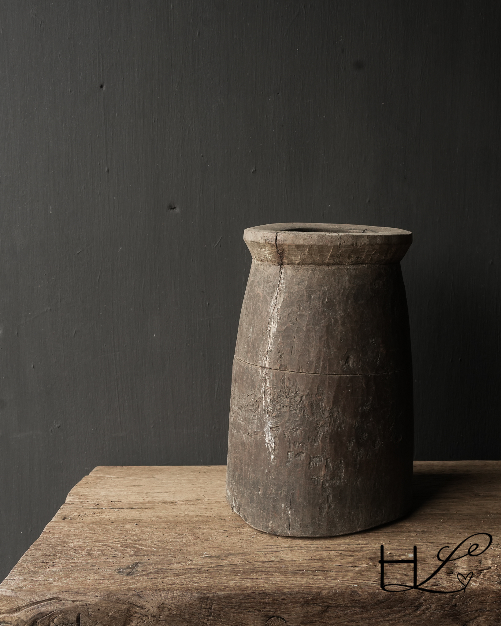 Alter hölzerner nepalesischer Wabi-Sabi-Krug-4