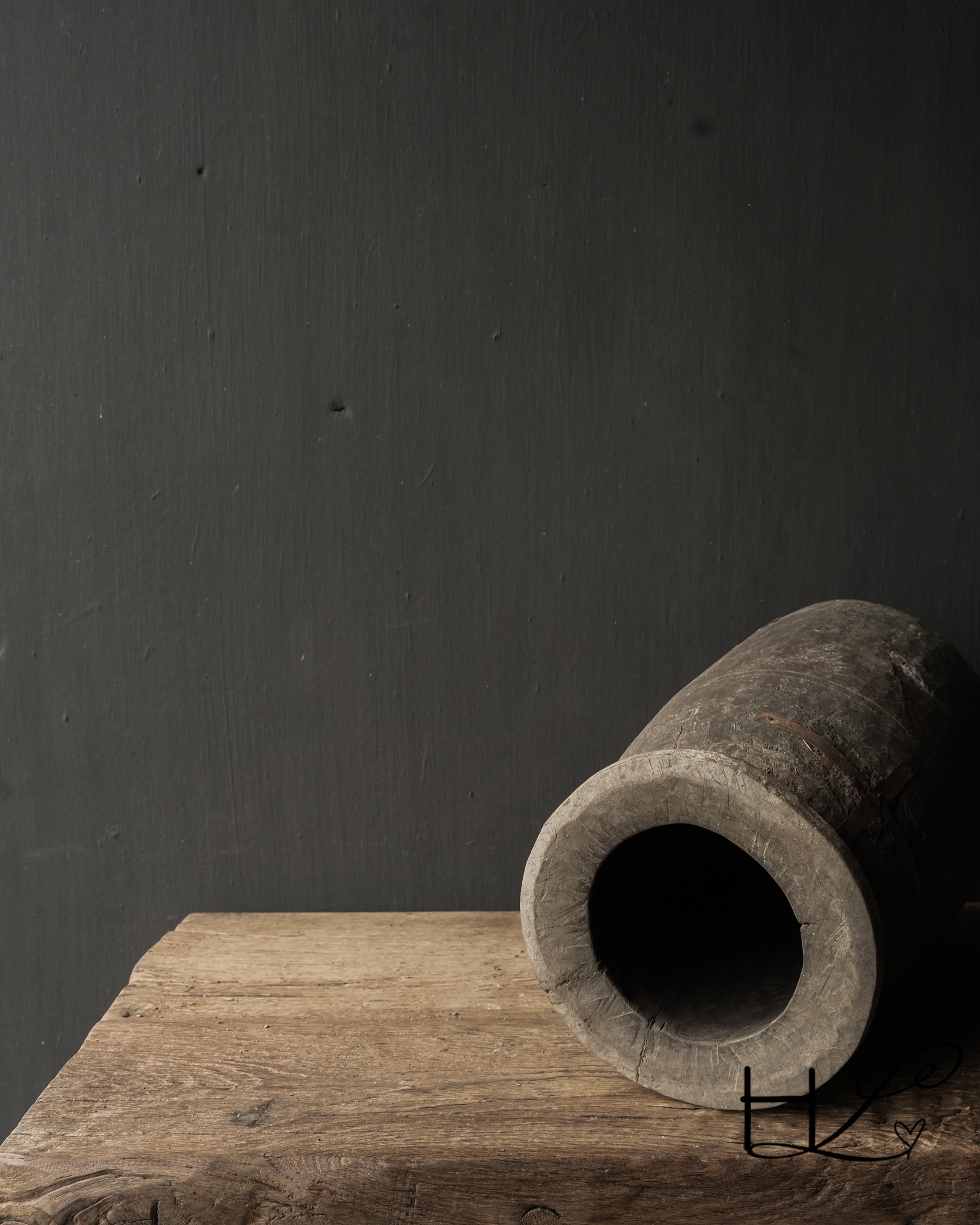 Alter hölzerner nepalesischer Wabi-Sabi-Krug-7