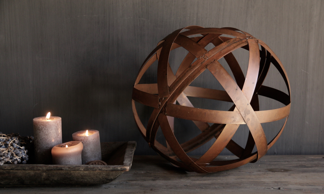 Iron open braided ball-3