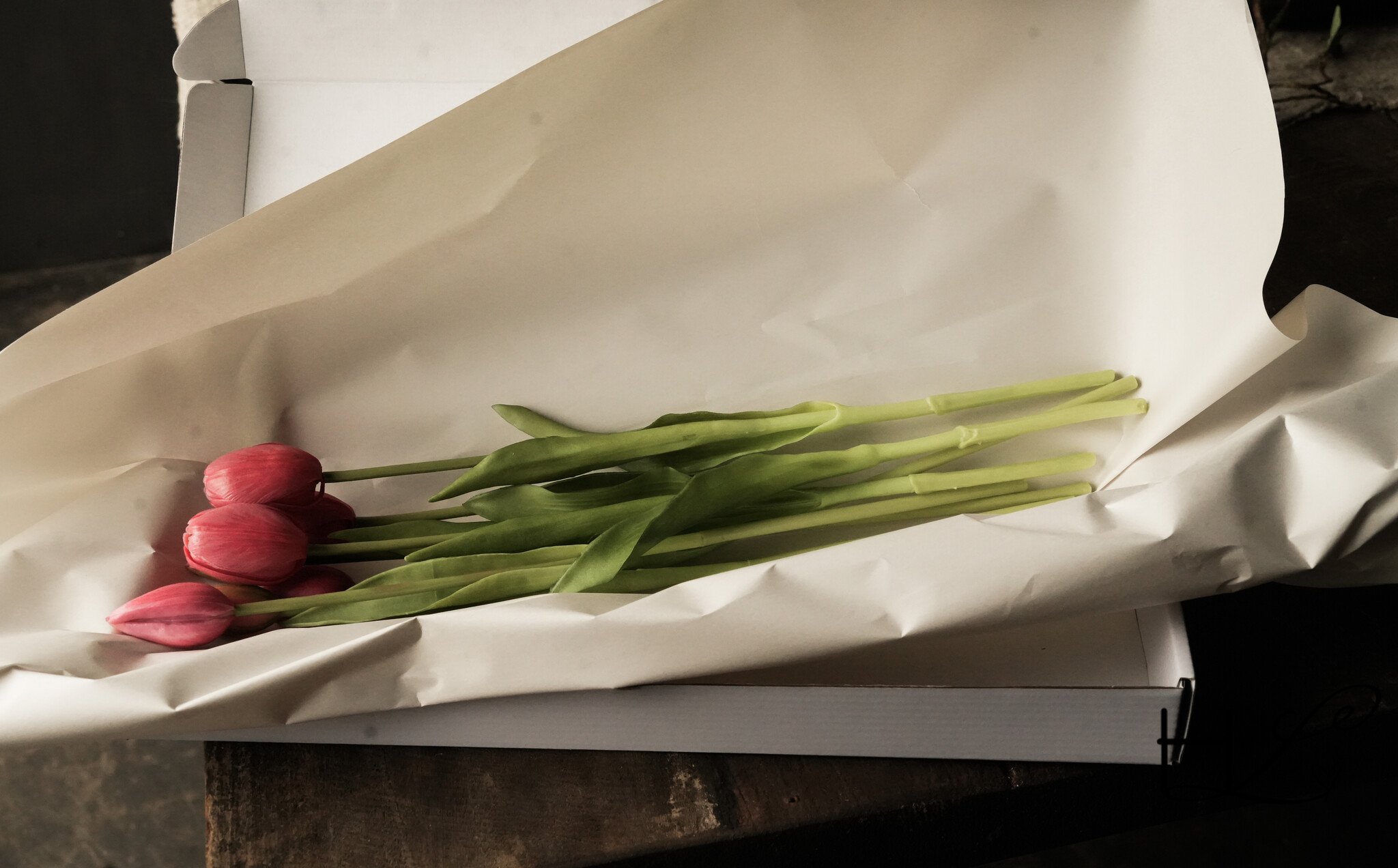 Kado doos Tulp Rood beauty 46cm 12 stuks-3