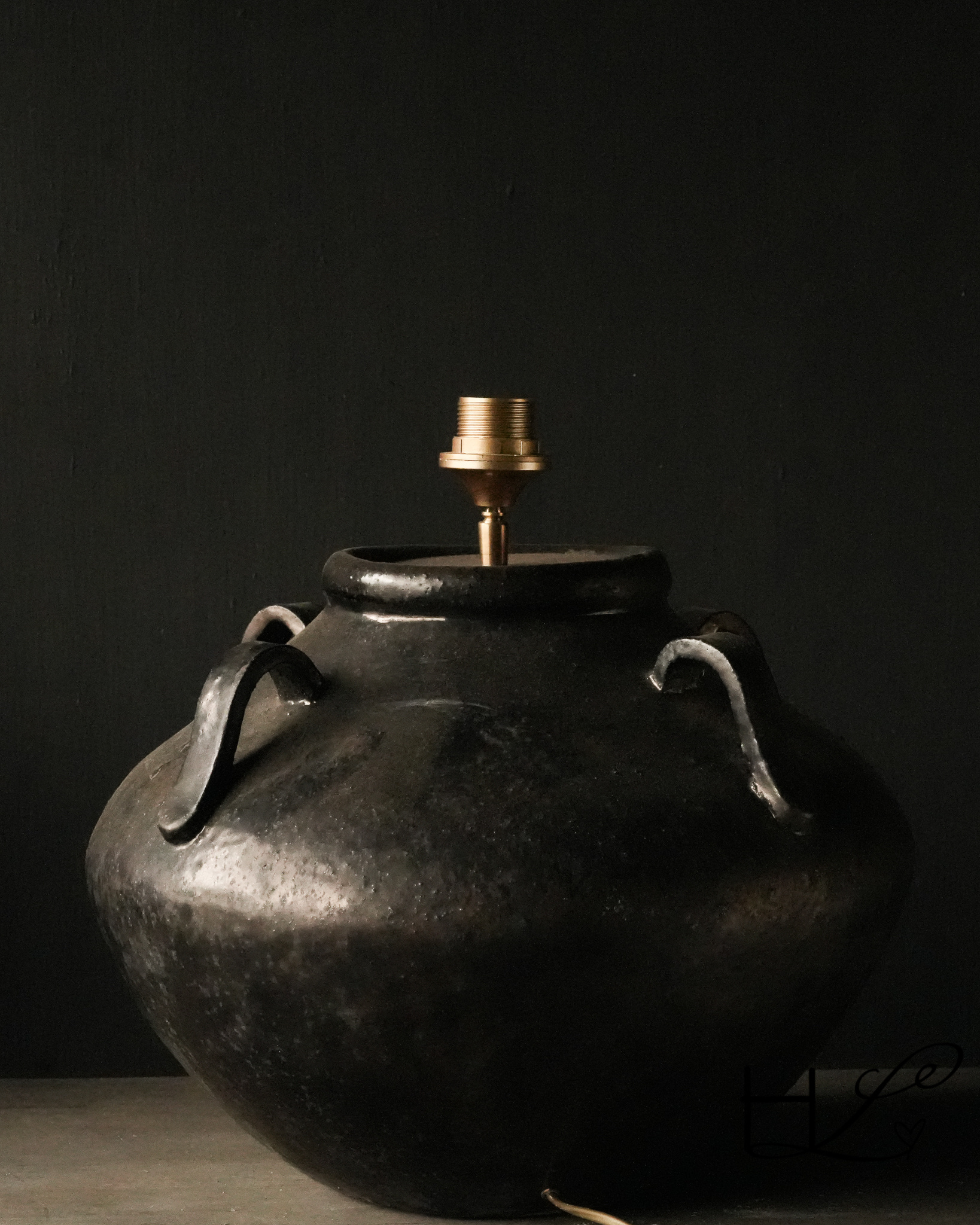 Zwaar Bronskleurig kruiklamp-3