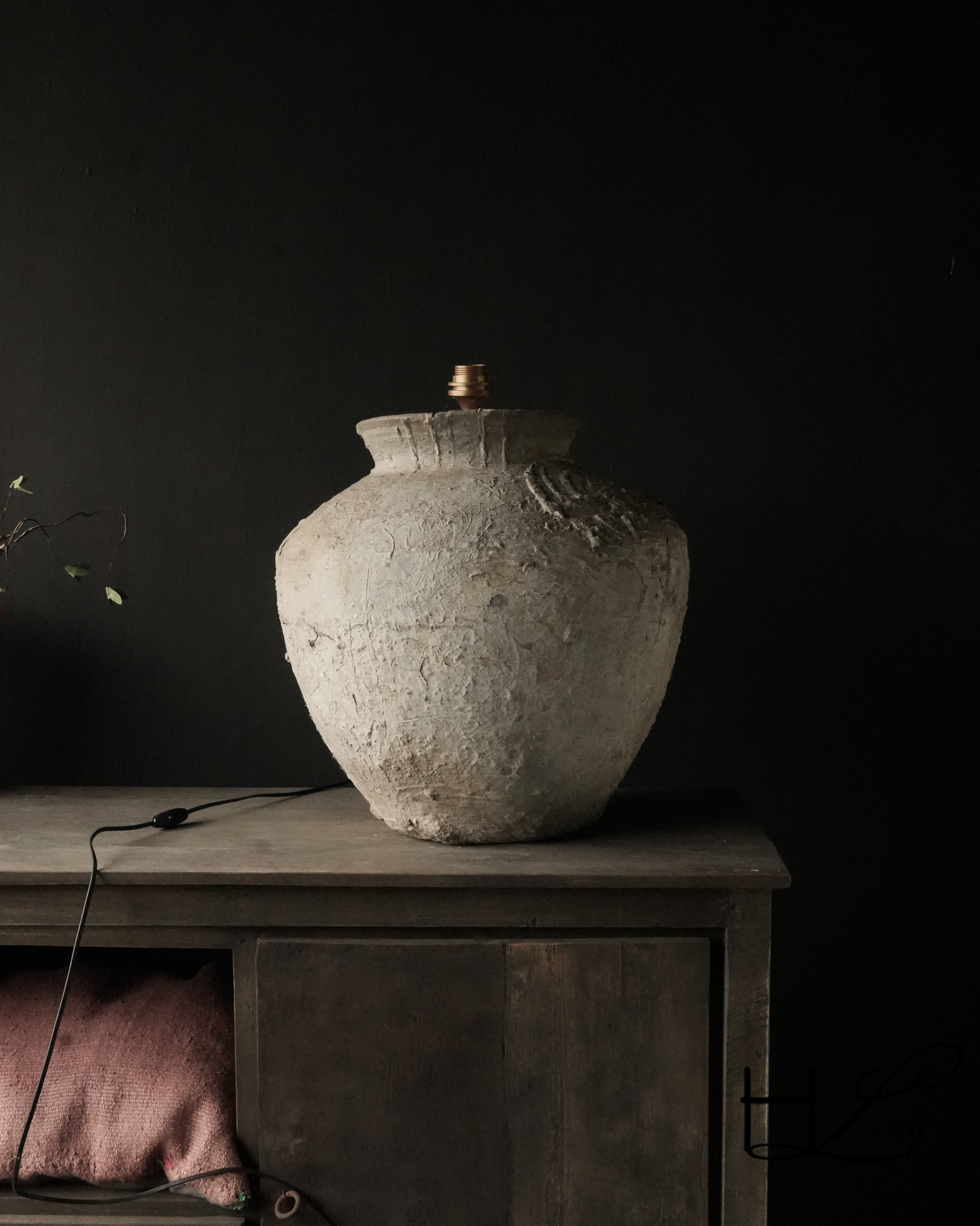 Kruiklamp van oude Authentieke Waterpot-7