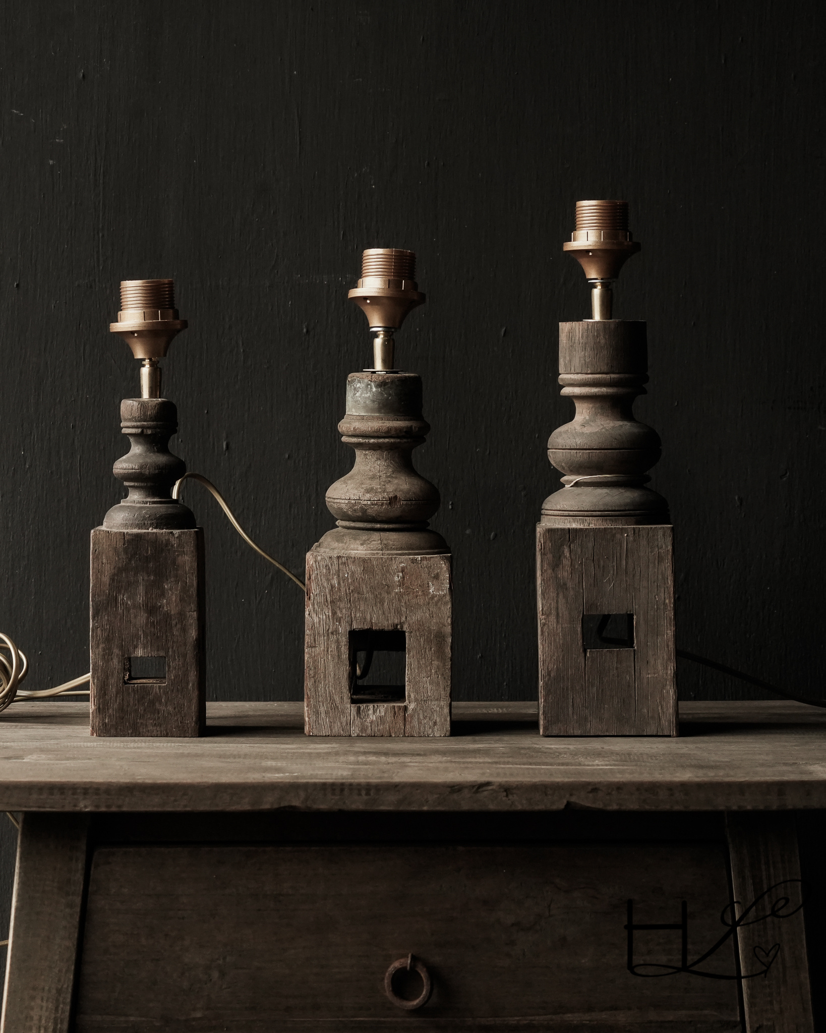 Süße kleine Balusterlampe aus Holz-7