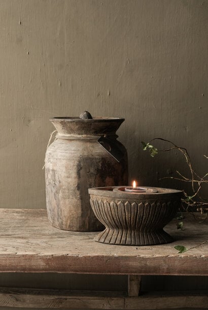 Wooden candlestick / tealight holder Hana