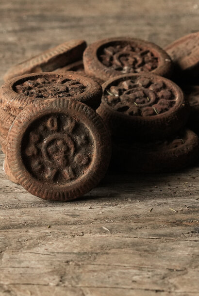 antiker Briefbeschwerer aus Eisen