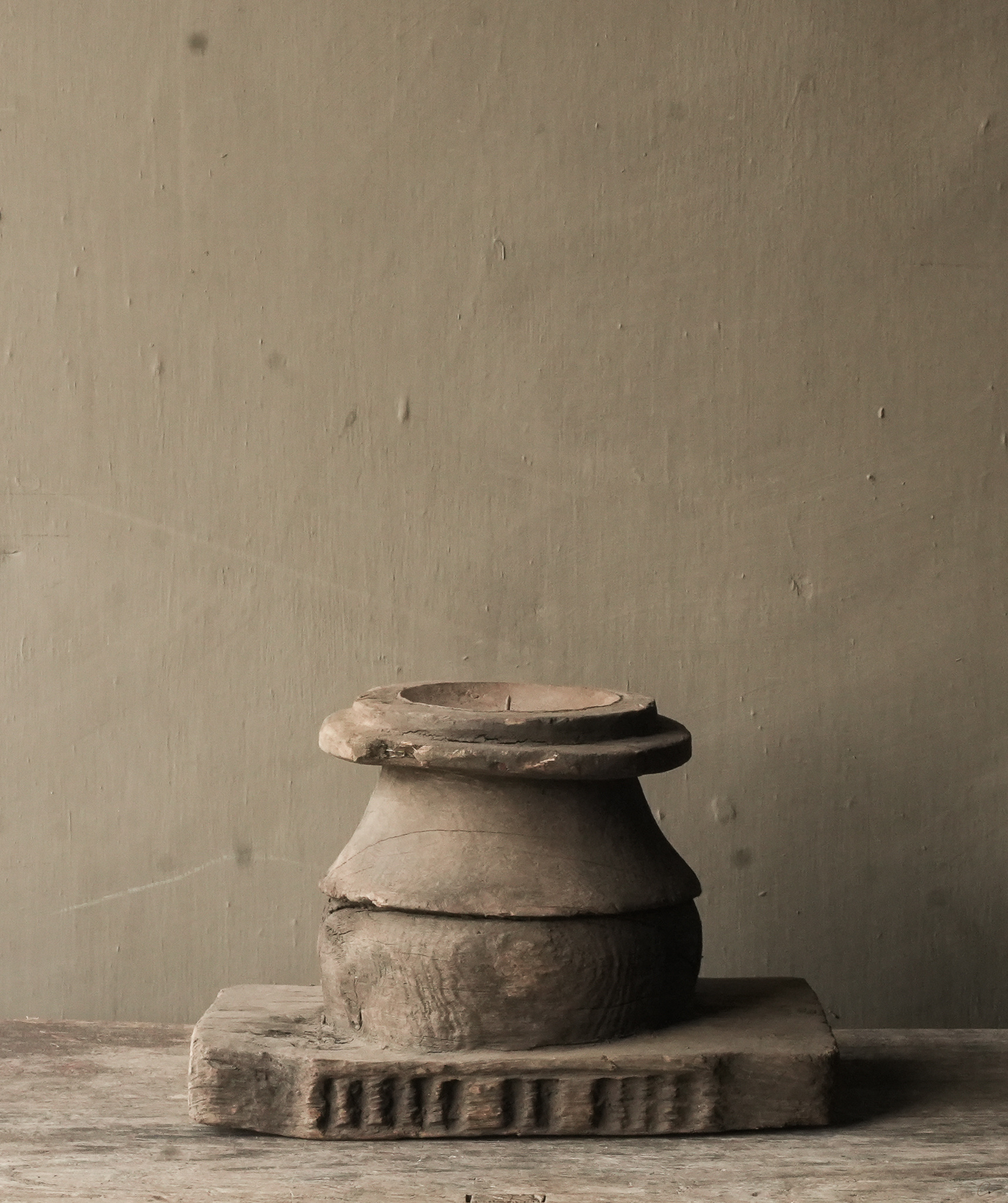 Alter authentischer Holzkerzenständer-7