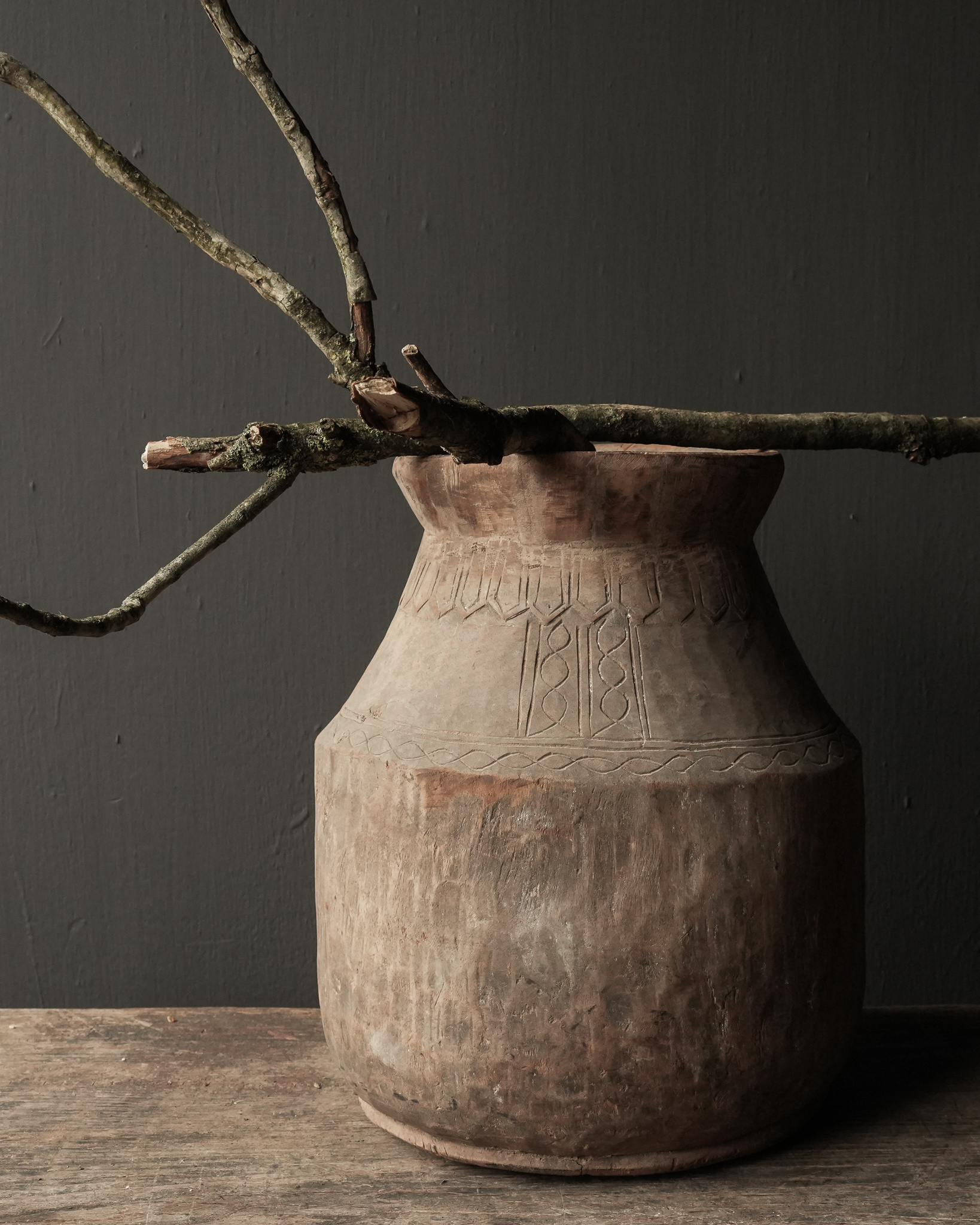 Old wooden Nepalese wabi sabi jar-2