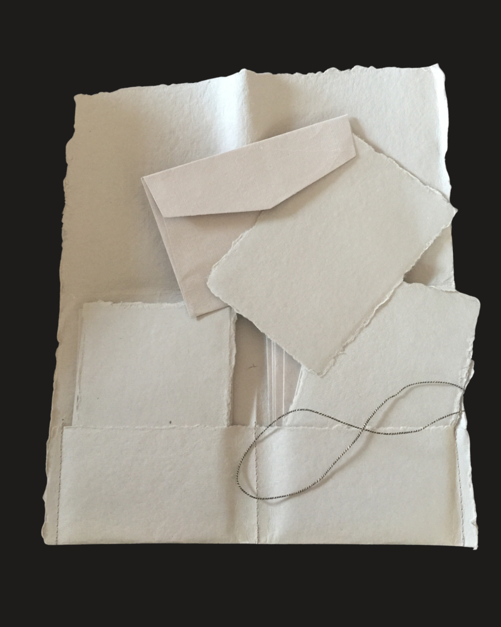 Set van 12 kaartjes geschept papier zwart-3