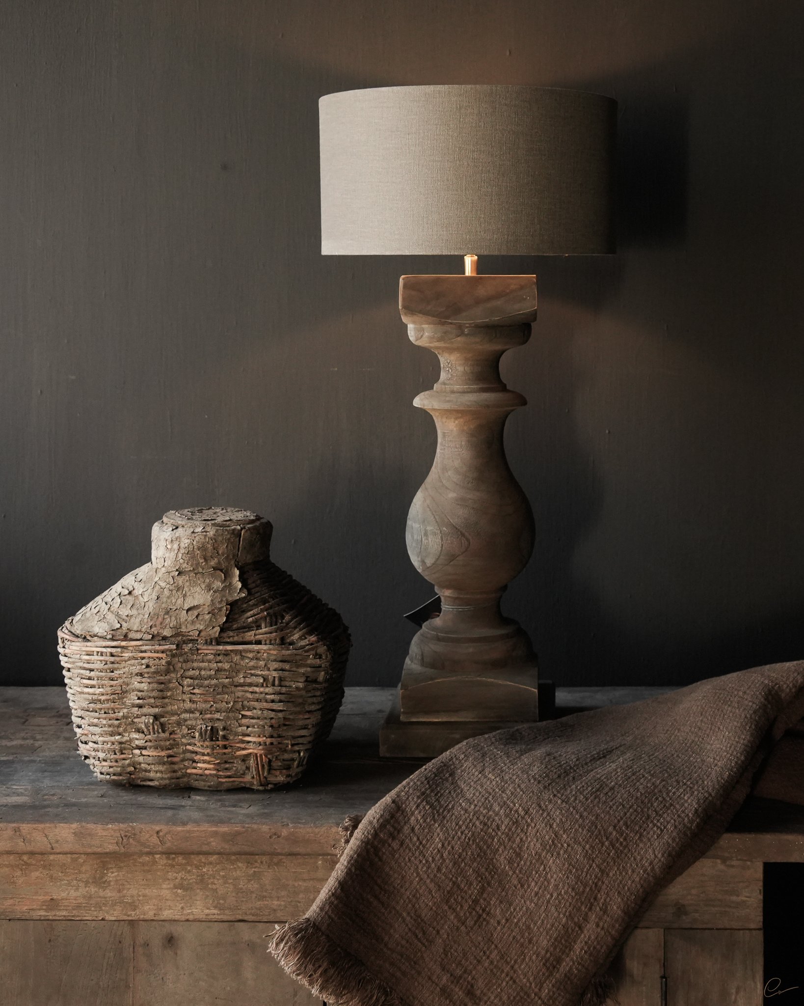 Beautiful Old Wooden Baluster lamp base-1