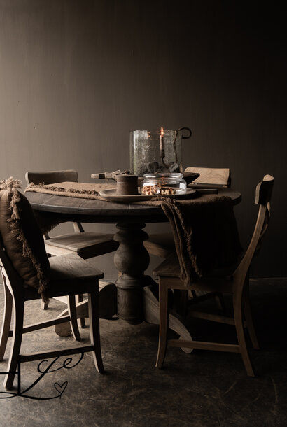 Stabiler, robuster runder Holztisch