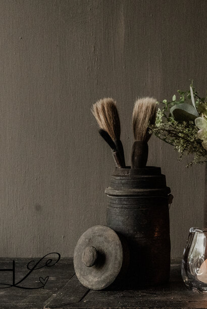 Original altes nepalesisches Holzgefäß / Topf mit Deckel HOFFZ