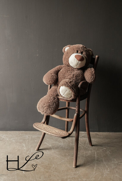 Antiker Hochstuhl im Thonet-Stil